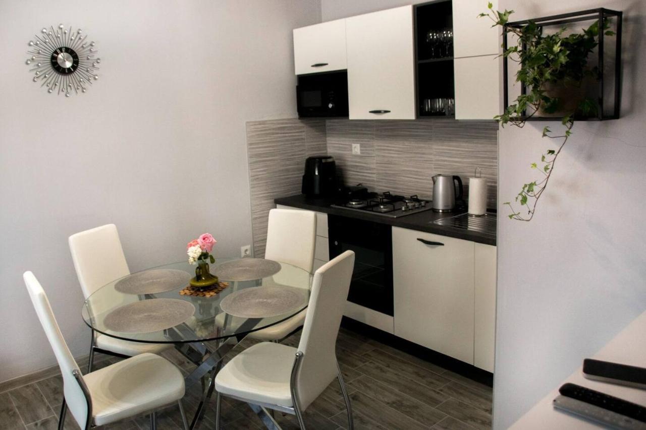 Apartment Bruna 솔린 외부 사진